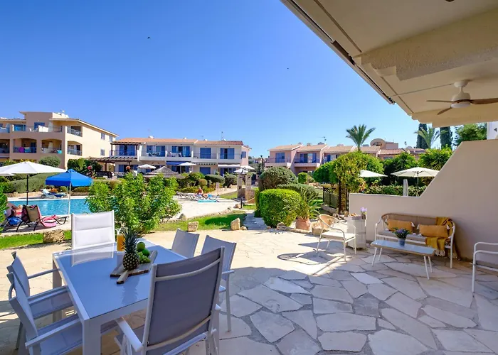 Chic Oasis Poolside By Nomads * Paphos