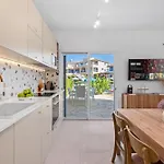 Apartment New Luxury Townhouse 2br-2ba Large Terrace & Pool *