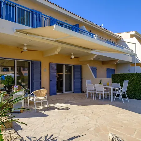 New Luxury Townhouse 2br-2ba Large Terrace & Pool Апартаменты *
